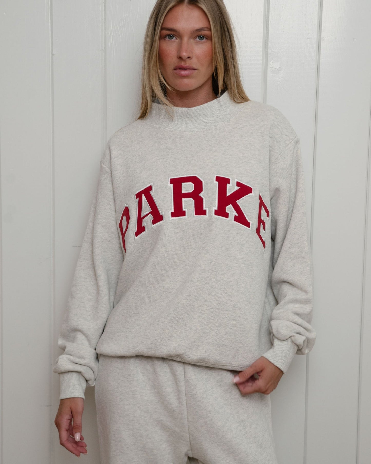Sailboat Varsity Mockneck Sweater – White