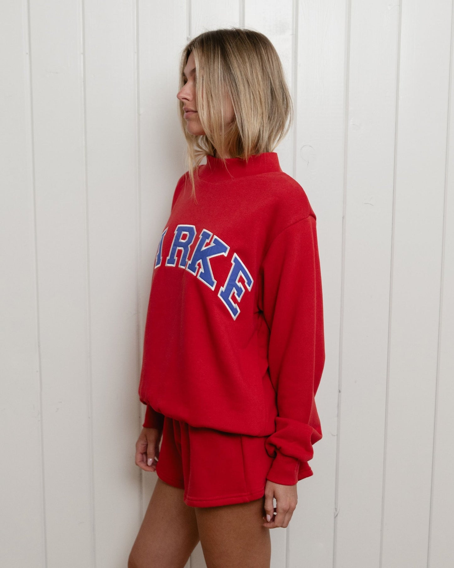 Low Tide Varsity Mockneck Sweater – Red